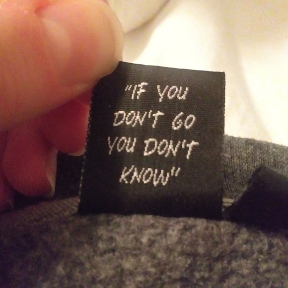 Crewneck Sweatshirt 🏄 Surfshop- Crete, Greece - Picture 4 of 4